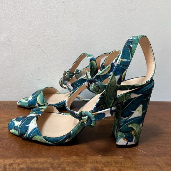 Qupid Green and Blue Heels with Wrap around Ankle Design - Picture 6 of 11